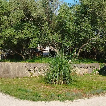 House Vela Vrta * Sveti Ivan Dobrinjski