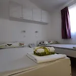 House Vela Vrta * Sveti Ivan Dobrinjski