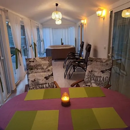 Tatil Evi House Vela Vrta *