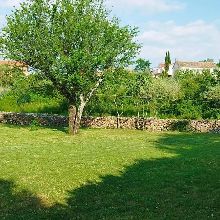 House Vela Vrta Case de vacanță