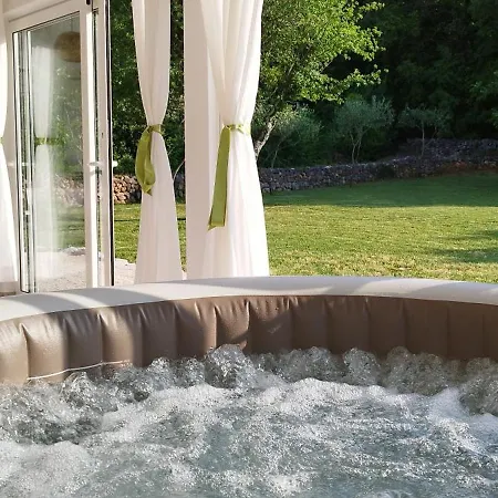 House Vela Vrta Case de vacanță *