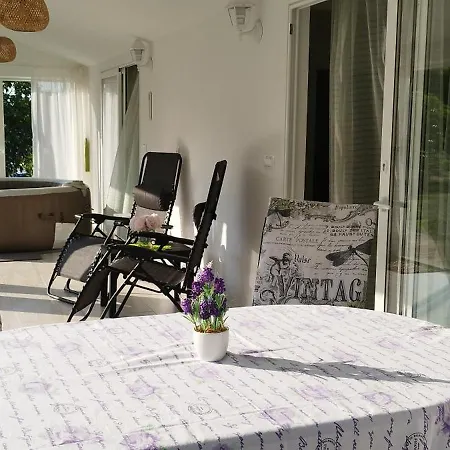 House Vela Vrta Tatil Evi *