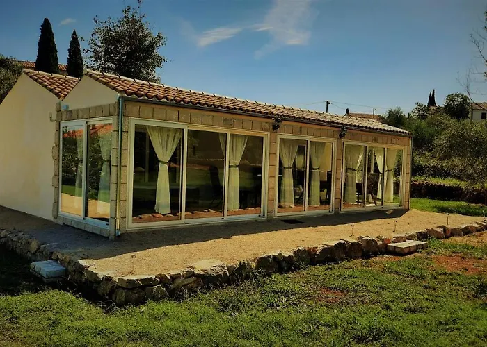 House Vela Vrta *