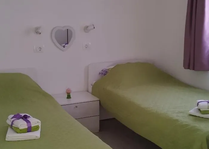 Vakantiehuis House Vela Vrta *