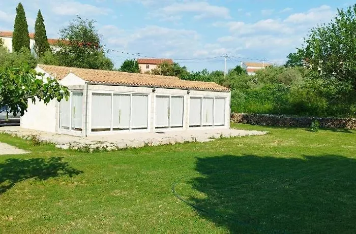 House Vela Vrta *